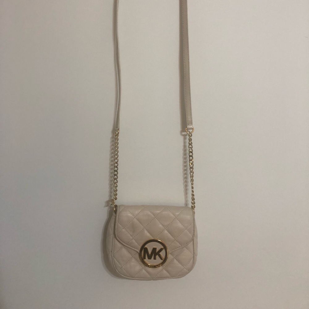 Authentic Crossbody Michael Kors Purse